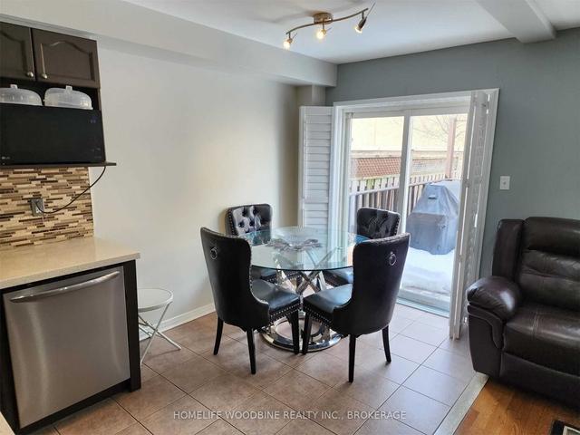 68 Vintage Gate, House semidetached with 4 bedrooms, 4 bathrooms and 3 parking in Brampton ON | Image 2