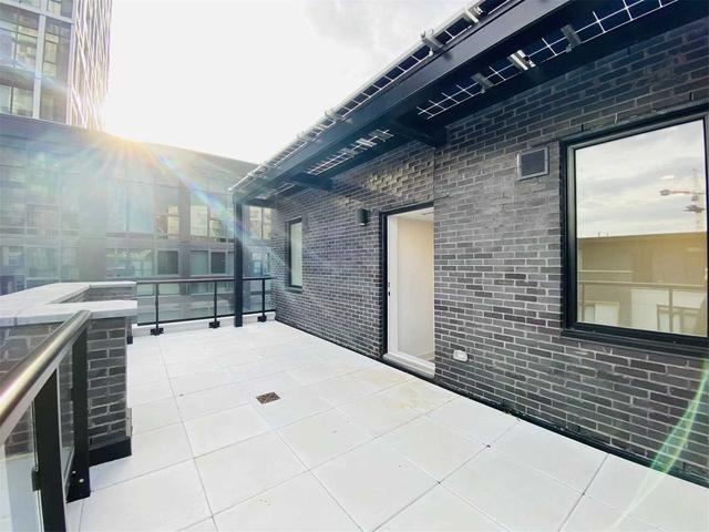 012 - 55 Nicholas Ave, Townhouse with 3 bedrooms, 3 bathrooms and 1 parking in Toronto ON | Image 7