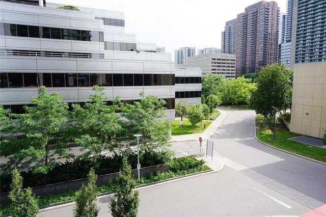 304 - 88 Sheppard Ave E, Condo with 1 bedrooms, 1 bathrooms and 1 parking in Toronto ON | Image 5