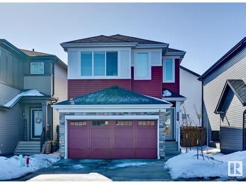 7339 178 Av Nw, House detached with 3 bedrooms, 2 bathrooms and null parking in Edmonton AB | Card Image