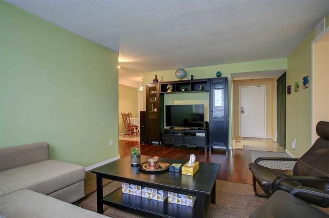 1101 - 120 Duke St, Condo with 2 bedrooms, 2 bathrooms and 1 parking in Hamilton ON | Image 5