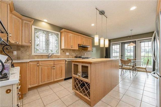 8 Elderberry Crt, House detached with 1 bedrooms, 3 bathrooms and 6 parking in Guelph ON | Image 16
