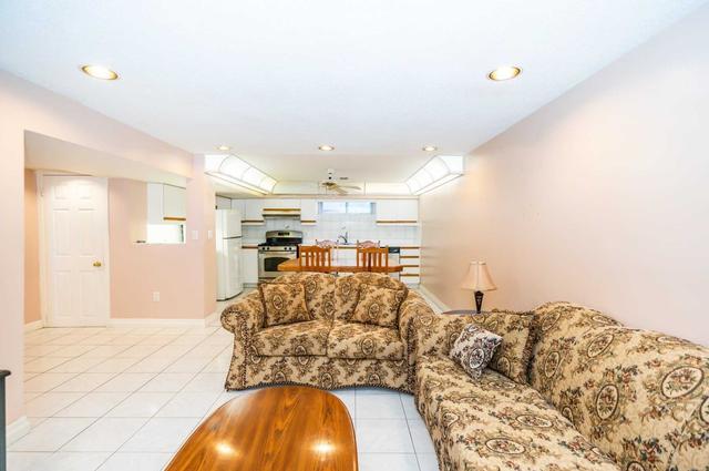 79 Talent Cres, House semidetached with 3 bedrooms, 2 bathrooms and 5 parking in Toronto ON | Image 15