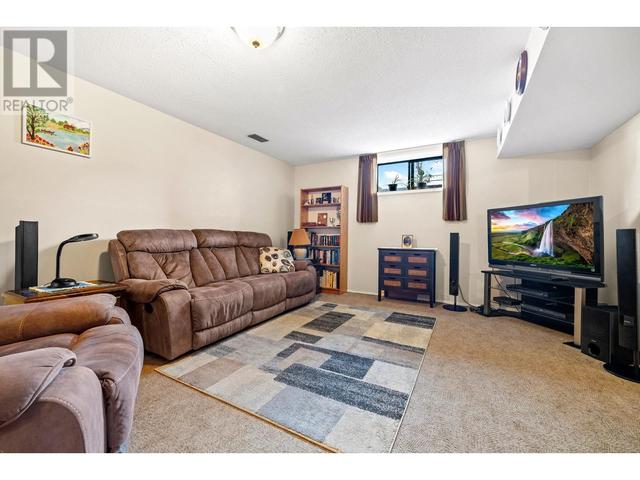 80 - 2200 Gordon Drive, House attached with 3 bedrooms, 3 bathrooms and 1 parking in Kelowna BC | Image 33