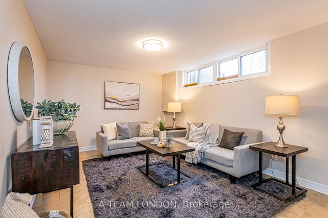 38 - 355 Sandringham Cres, Townhouse with 3 bedrooms, 2 bathrooms and 1 parking in London ON | Image 18