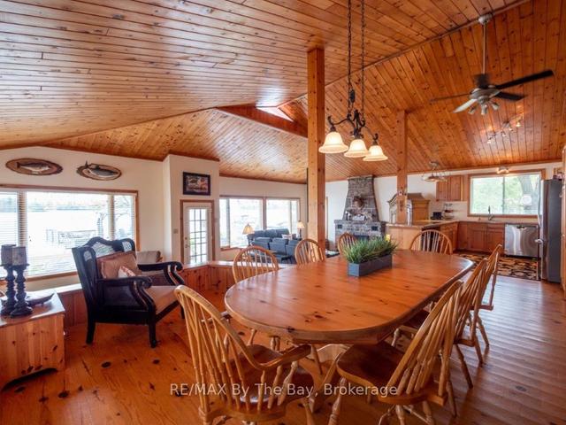 2694 Island 1040, House detached with 3 bedrooms, 2 bathrooms and 0 parking in Georgian Bay ON | Image 11