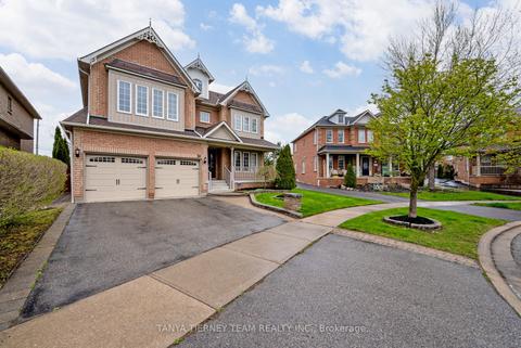39 Dopp Cres, Whitby, ON, L1M2E5 | Card Image