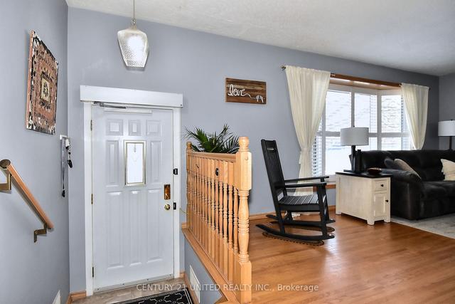 871 Westdale Ave, House detached with 3 bedrooms, 2 bathrooms and 7 parking in Peterborough ON | Image 34