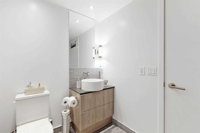 614 - 161 Roehampton Ave, Condo with 1 bedrooms, 1 bathrooms and 0 parking in Toronto ON | Image 6