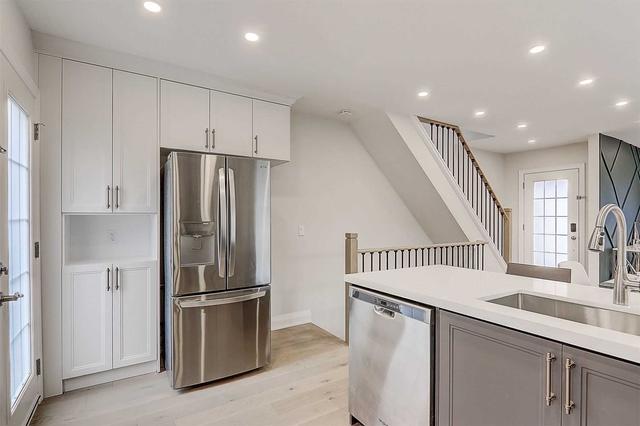 111 Greer Rd, House semidetached with 3 bedrooms, 2 bathrooms and 1 parking in Toronto ON | Image 9
