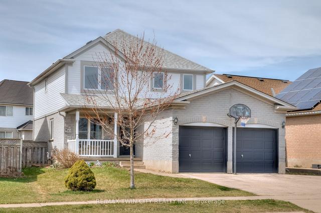 104 Sofron Dr, House detached with 3 bedrooms, 4 bathrooms and 5 parking in Cambridge ON | Image 1