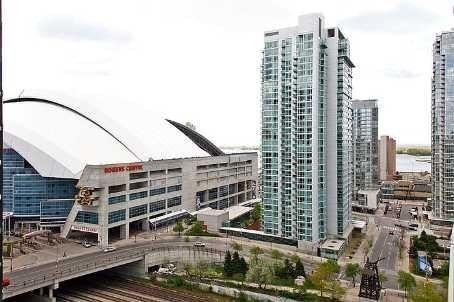 2106 - 381 Front St, Condo with 1 bedrooms, 1 bathrooms and null parking in Toronto ON | Image 2