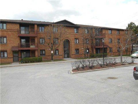 136 - 10 Coulter St, Condo with 2 bedrooms, 1 bathrooms and 1 parking in Barrie ON | Image 1