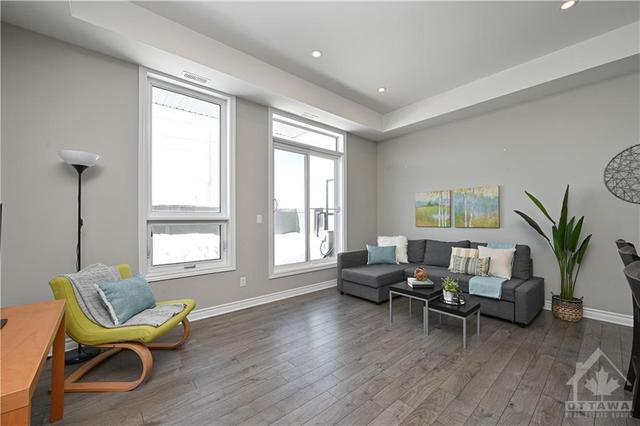 210 Terravita Private, House attached with 2 bedrooms, 2 bathrooms and 1 parking in Ottawa ON | Image 8