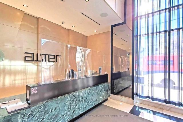 1807 - 89 Mcgill St, Condo with 1 bedrooms, 1 bathrooms and 0 parking in Toronto ON | Image 5