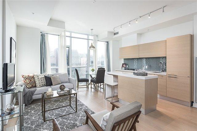 204 - 2 Bellefair Ave, Condo with 1 bedrooms, 1 bathrooms and null parking in Toronto ON | Image 2
