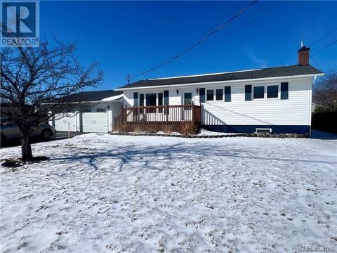 92 Coldbrook Road, House detached with 3 bedrooms, 2 bathrooms and null parking in Grand Falls NB | Card Image