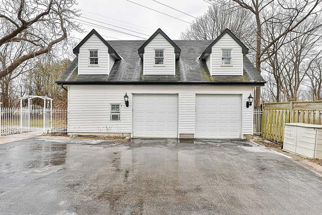 555 Military Tr, House detached with 4 bedrooms, 3 bathrooms and 13 parking in Toronto ON | Image 20