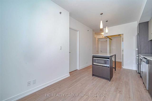 1505 - 203 College St, Condo with 1 bedrooms, 2 bathrooms and 0 parking in Toronto ON | Image 11