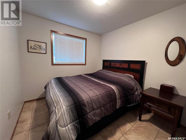 391 2nd Street W, House detached with 2 bedrooms, 2 bathrooms and null parking in Glaslyn SK | Image 16