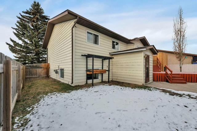 1 Hallgren Avenue, House detached with 5 bedrooms, 3 bathrooms and 4 parking in Red Deer AB | Image 40