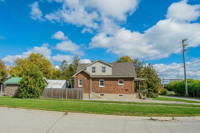 214 Jackson Ave, House detached with 3 bedrooms, 2 bathrooms and 11 parking in Oshawa ON | Image 15
