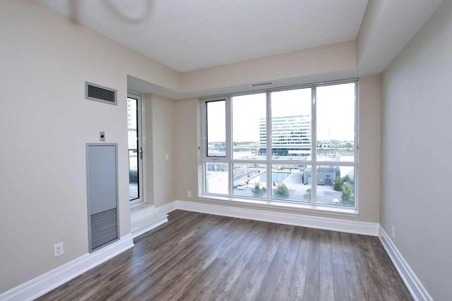 507 - 57 Upper Duke Cres, Condo with 1 bedrooms, 1 bathrooms and 1 parking in Markham ON | Image 2