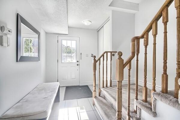 125 - 2 Hedge End Rd, Townhouse with 3 bedrooms, 2 bathrooms and 2 parking in Toronto ON | Image 12
