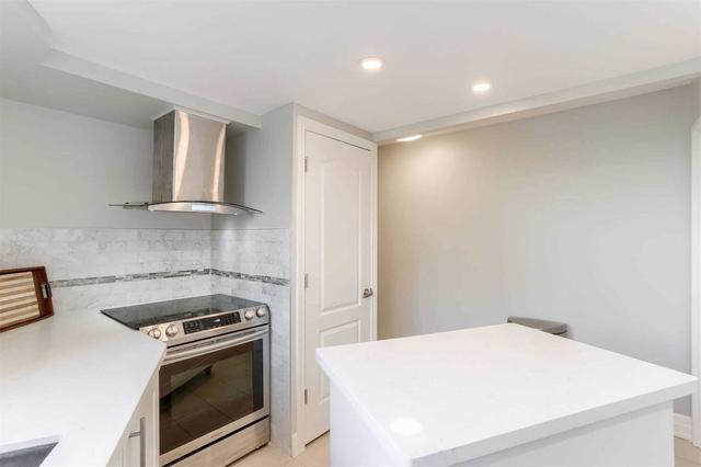 501 - 3695 Kaneff Cres, Condo with 2 bedrooms, 2 bathrooms and 1 parking in Mississauga ON | Image 25