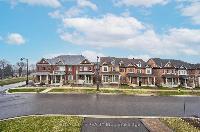 12 Henry Bauer Ave, House semidetached with 4 bedrooms, 3 bathrooms and 2 parking in Markham ON | Image 22