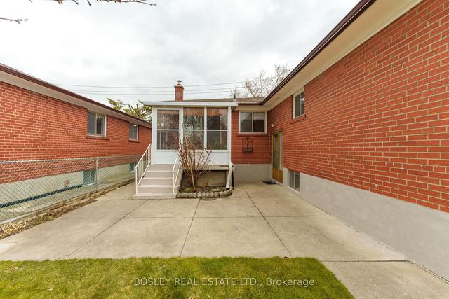 45 Ernest Ave, House detached with 3 bedrooms, 2 bathrooms and 4 parking in Toronto ON | Image 9