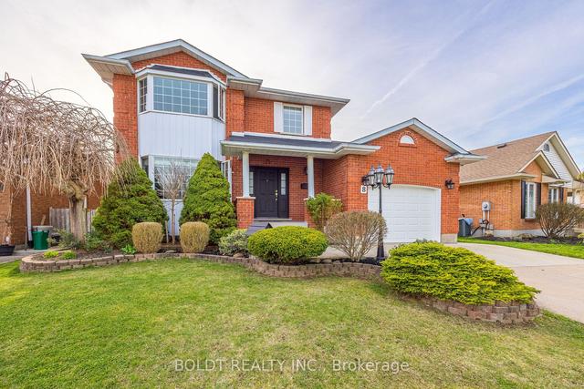 8 Donalda Crt, House detached with 3 bedrooms, 3 bathrooms and 5 parking in St. Catharines ON | Image 1