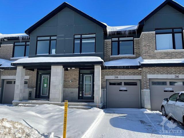 318 Ibanez Walk, Townhouse with 3 bedrooms, 4 bathrooms and 2 parking in Ottawa ON | Image 1