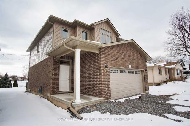 27 Mcmann Dr, House detached with 3 bedrooms, 4 bathrooms and 6 parking in Thorold ON | Image 12