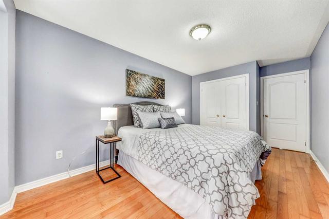 3a Falmouth Ave, House semidetached with 3 bedrooms, 3 bathrooms and 2 parking in Toronto ON | Image 11