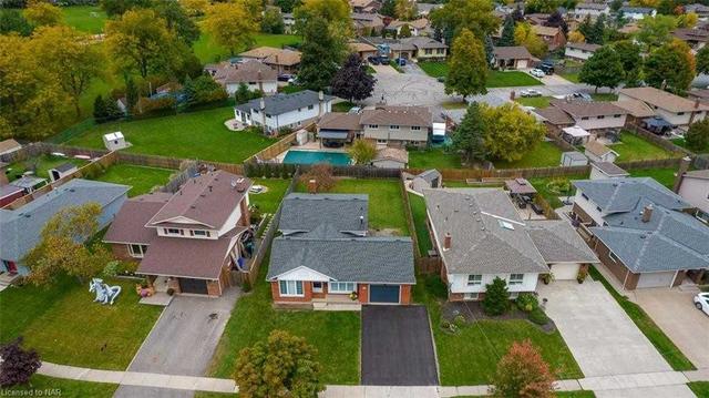 57 Mcdonagh Cres, House detached with 3 bedrooms, 2 bathrooms and 3 parking in Thorold ON | Image 22