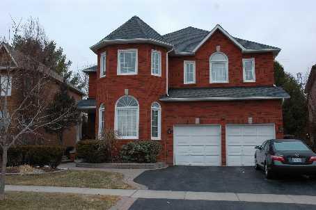 837 Primrose Crt, House detached with 4 bedrooms, 4 bathrooms and 3 parking in Pickering ON | Image 1