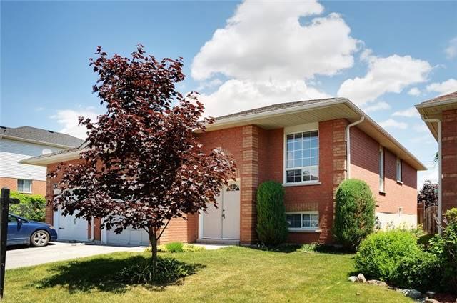 51 Longview Dr, House semidetached with 3 bedrooms, 2 bathrooms and 2 parking in Bradford West Gwillimbury ON | Image 1