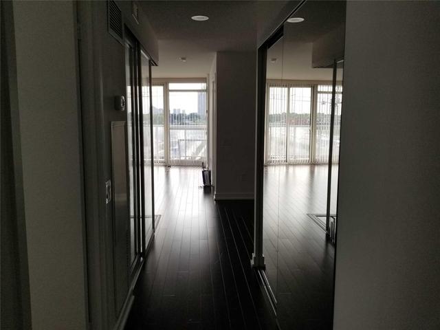 1509 - 121 Mcmahon Dr, Condo with 2 bedrooms, 2 bathrooms and 1 parking in Toronto ON | Image 4