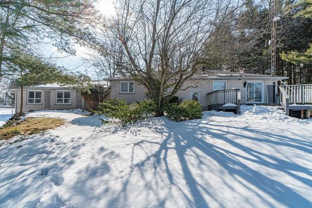 10805 Fourth Line, House detached with 3 bedrooms, 4 bathrooms and 12 parking in Halton Hills ON | Image 35