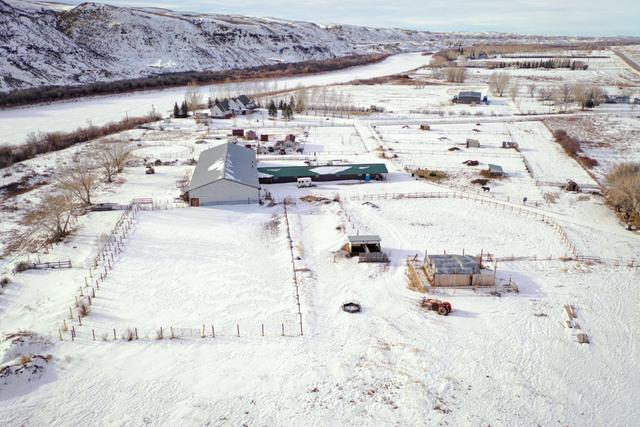5355 Highway 10 East, House detached with 2 bedrooms, 1 bathrooms and 4 parking in Wheatland County AB | Image 25