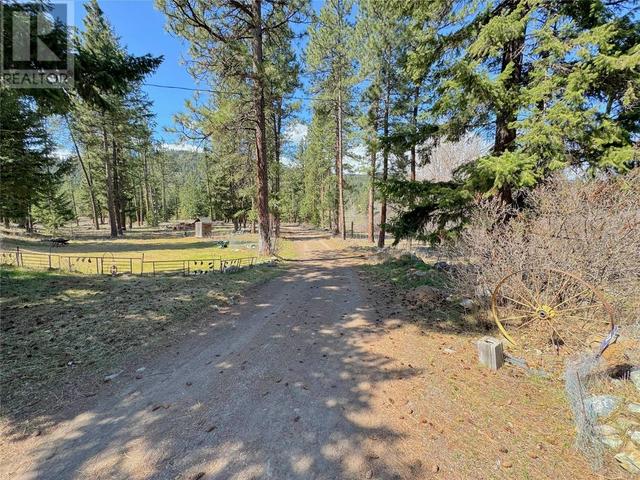877 Hwy 5a, House other with 3 bedrooms, 1 bathrooms and 2 parking in Okanagan Similkameen H BC | Image 42