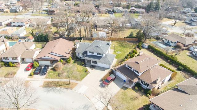 23 Orlando Dr, House detached with 3 bedrooms, 3 bathrooms and 4 parking in St. Catharines ON | Image 34