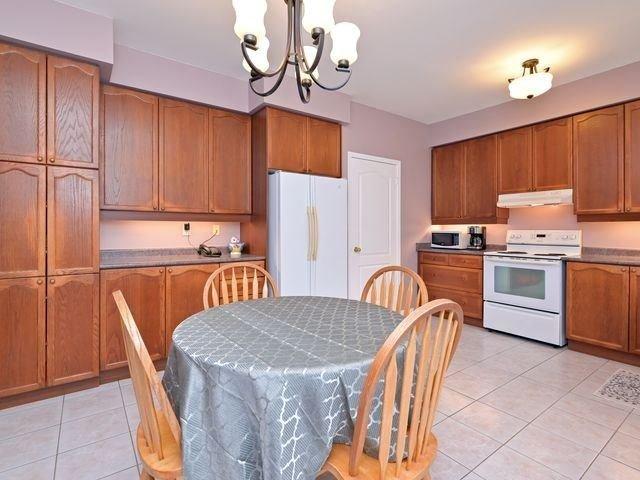 85 Sparta Dr, House detached with 4 bedrooms, 3 bathrooms and 6 parking in Brampton ON | Image 18