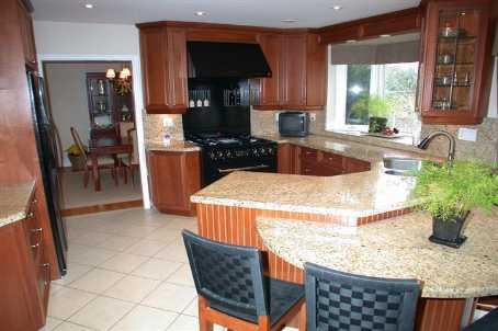 80 Montressor Dr, House detached with 4 bedrooms, 3 bathrooms and 4 parking in Toronto ON | Image 5