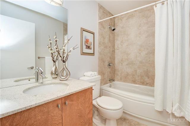 51 Evelyn Avenue, Townhouse with 3 bedrooms, 3 bathrooms and 2 parking in Ottawa ON | Image 25