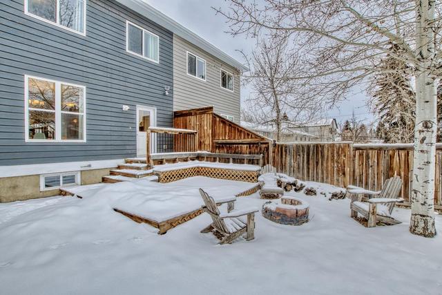 604 38 Street Sw, Home with 3 bedrooms, 2 bathrooms and 4 parking in Calgary AB | Image 30