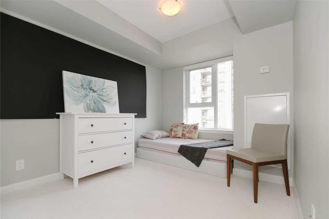 2002 - 190 Borough Dr, Condo with 2 bedrooms, 2 bathrooms and 1 parking in Toronto ON | Image 2