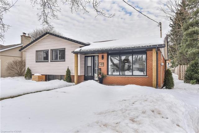 87 Monterey Crescent, House detached with 3 bedrooms, 2 bathrooms and 5 parking in Kitchener ON | Image 2