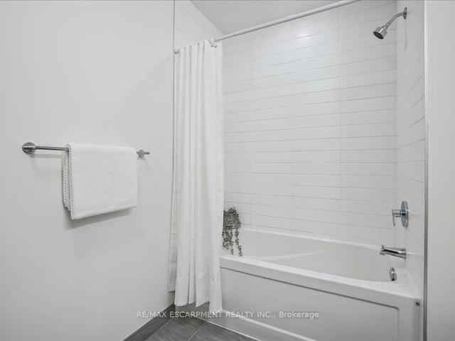 204 - 479 Charlton Ave E, Condo with 2 bedrooms, 2 bathrooms and 1 parking in Hamilton ON | Image 20